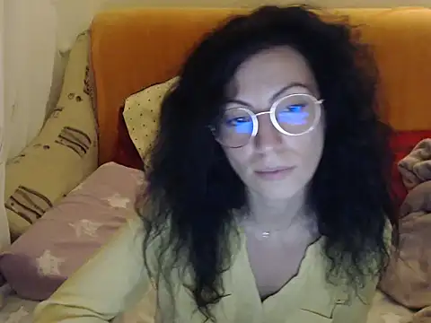 Emmatoo online show from 18, 11, 2025