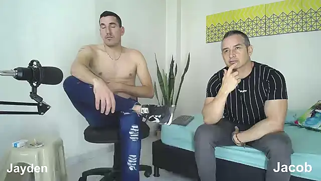 Snapshot of jayydenandjacob chatting on 9, 2, 2025 jayydenandjacob online show from 9, 2, 2025