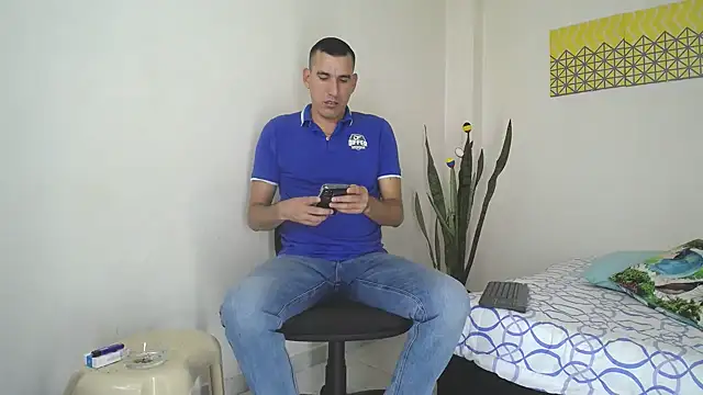 Snapshot of jayydenandjacob chatting on 8, 3, 2025 jayydenandjacob online show from 8, 3, 2025