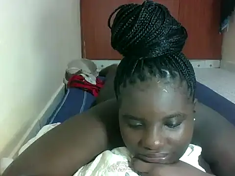 Snapshot of hotebbbyy chatting on 11, 5, 2026 hotebbbyy online show from 11, 5, 2026