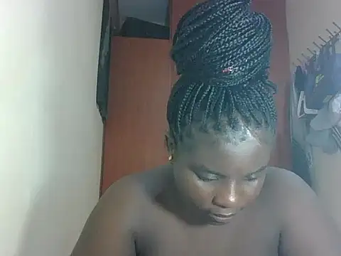 Snapshot of hotebbbyy chatting on 13, 5, 2026 hotebbbyy online show from 13, 5, 2026