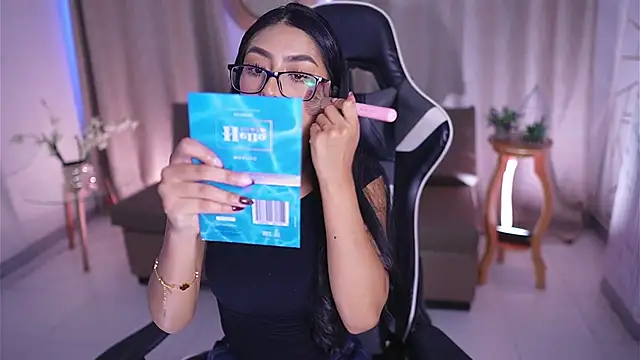 Sara albrecht online show from 21, 2, 2025