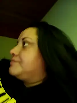 Snapshot of tetasgrandes_karol chatting on 10, 1, 2025 tetasgrandes karol online show from 10, 1, 2025