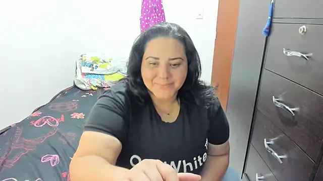 Snapshot of tetasgrandes_karol chatting on 30, 1, 2025 tetasgrandes karol online show from 30, 1, 2025