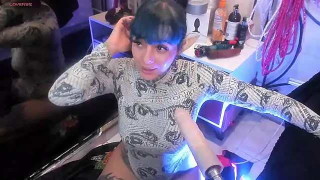 luxifer 666  online show from 10, 2, 2025