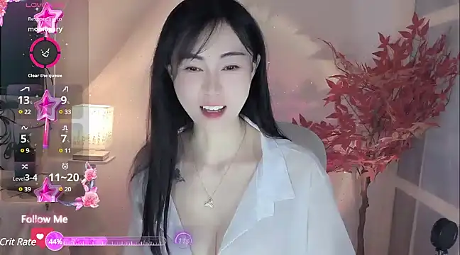 Lisa-s online show from 4, 3, 2025