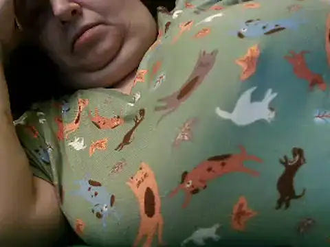 Snapshot of WHITEDAROSE chatting on 3, 12, 2024 WHITEDAROSE online show from 3, 12, 2024