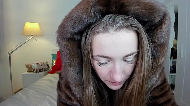Snapshot of KateRedgar chatting on 28, 2, 2025 KateRedgar online show from 28, 2, 2025