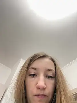 Snapshot of KateRedgar chatting on 31, 5, 2026 KateRedgar online show from 31, 5, 2026