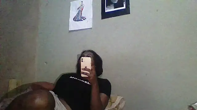 Moorella1 online show from 17, 9, 2025