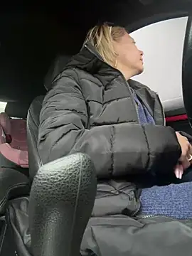 tanyagrey online show from 4, 12, 2025