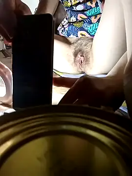 Holly Bette online show from 10, 1, 2025