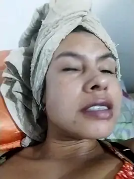 Snapshot of Alanagracia chatting on 5, 1, 2025 Alanagracia online show from 5, 1, 2025