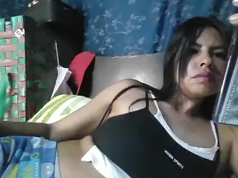 Snapshot of Alanagracia chatting on 28, 1, 2025 Alanagracia online show from 28, 1, 2025