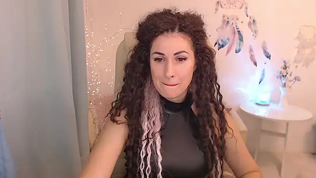 Snapshot of MaryMalory11 chatting on 12, 12, 2024 MaryMalory11 online show from 12, 12, 2024