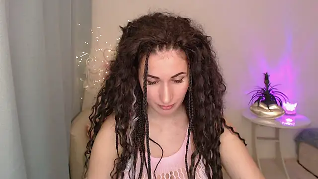 Snapshot of MaryMalory11 chatting on 14, 2, 2025 MaryMalory11 online show from 14, 2, 2025