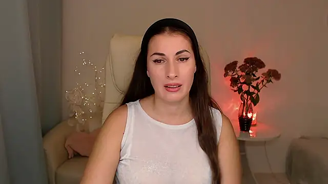 Snapshot of MaryMalory11 chatting on 1, 10, 2025 MaryMalory11 online show from 1, 10, 2025