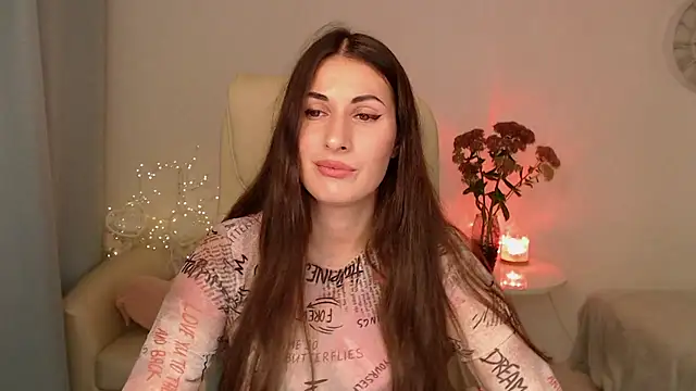 Snapshot of MaryMalory11 chatting on 7, 10, 2025 MaryMalory11 online show from 7, 10, 2025