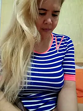 Snapshot of lamorbosa37 chatting on 17, 12, 2024 lamorbosa37 online show from 17, 12, 2024