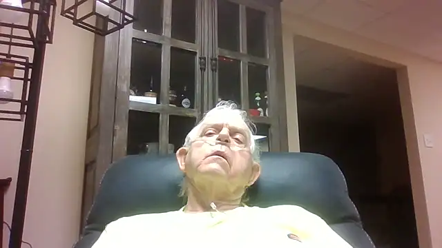 Snapshot of bootlegmanz chatting on 9, 9, 2025 bootlegmanz online show from 9, 9, 2025