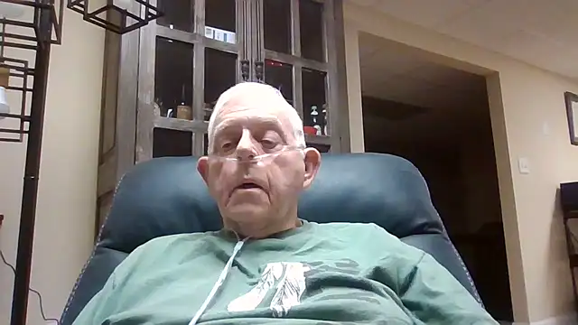Snapshot of bootlegmanz chatting on 28, 9, 2025 bootlegmanz online show from 28, 9, 2025