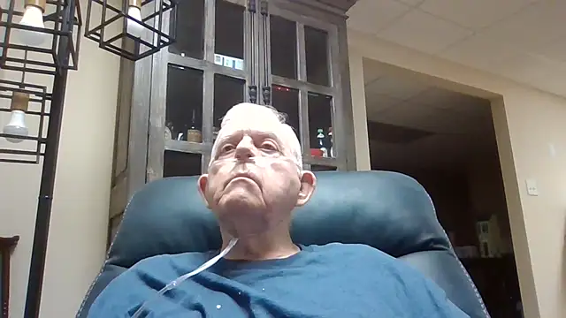 Snapshot of bootlegmanz chatting on 7, 10, 2025 bootlegmanz online show from 7, 10, 2025