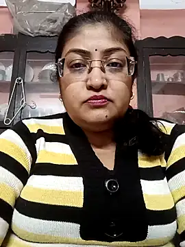 Snapshot of LAVERNIYA_ chatting on 15, 12, 2024 LAVERNIYA online show from 15, 12, 2024