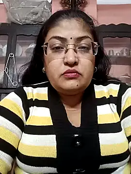 Snapshot of LAVERNIYA_ chatting on 23, 12, 2024 LAVERNIYA online show from 23, 12, 2024