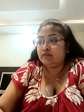 Snapshot of LAVERNIYA_ chatting on 1, 1, 2025 LAVERNIYA online show from 1, 1, 2025