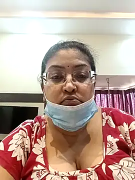 Snapshot of LAVERNIYA_ chatting on 3, 1, 2025 LAVERNIYA online show from 3, 1, 2025
