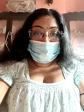 Snapshot of LAVERNIYA_ chatting on 11, 1, 2025 LAVERNIYA online show from 11, 1, 2025