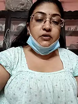 Snapshot of LAVERNIYA_ chatting on 11, 1, 2025 LAVERNIYA online show from 11, 1, 2025