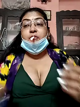 Snapshot of LAVERNIYA_ chatting on 12, 1, 2025 LAVERNIYA online show from 12, 1, 2025
