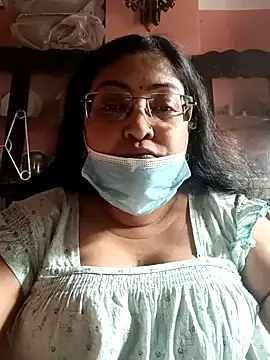 Snapshot of LAVERNIYA_ chatting on 13, 1, 2025 LAVERNIYA online show from 13, 1, 2025