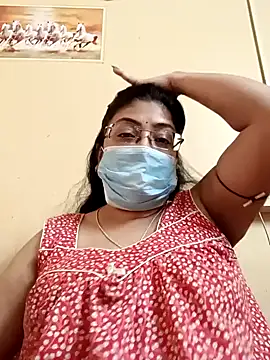 Snapshot of LAVERNIYA_ chatting on 9, 2, 2025 LAVERNIYA online show from 9, 2, 2025