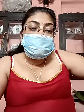 Snapshot of LAVERNIYA_ chatting on 13, 2, 2025 LAVERNIYA online show from 13, 2, 2025