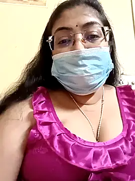 Snapshot of LAVERNIYA_ chatting on 16, 2, 2025 LAVERNIYA online show from 16, 2, 2025