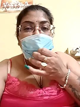Snapshot of LAVERNIYA_ chatting on 27, 2, 2025 LAVERNIYA online show from 27, 2, 2025