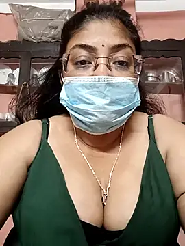 Snapshot of LAVERNIYA_ chatting on 28, 2, 2025 LAVERNIYA online show from 28, 2, 2025