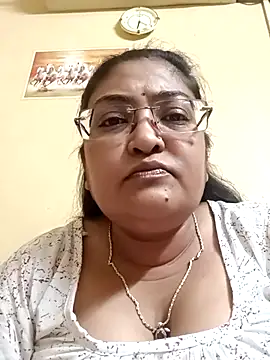 Snapshot of LAVERNIYA_ chatting on 18, 3, 2025 LAVERNIYA online show from 18, 3, 2025