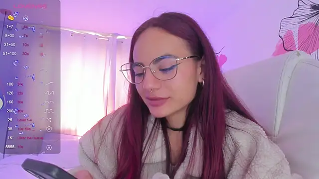 Snapshot of sophiecherry_ chatting on 6, 1, 2025 sophiecherry online show from 6, 1, 2025