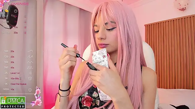 Snapshot of sophiecherry_ chatting on 16, 10, 2025 sophiecherry online show from 16, 10, 2025