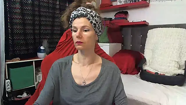 kellyterapy online show from 11, 2, 2025