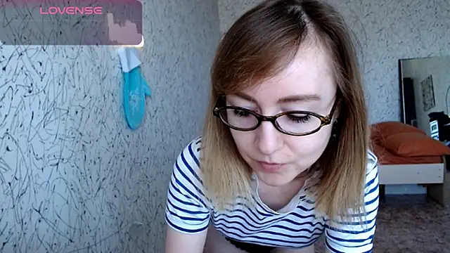 Athena Richards online show from 15, 4, 2026