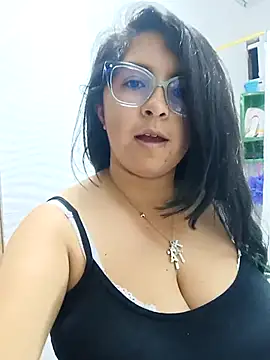 Snapshot of _Angelinaandrade_ chatting on 30, 9, 2025 Angelinaandrade online show from 30, 9, 2025