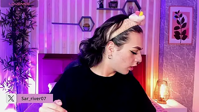 miah connor online show from 23, 11, 2025