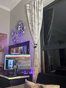 Snapshot of Dime-__ chatting on 3, 10, 2025 Dime- online show from 3, 10, 2025