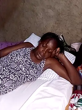 pretty prickle online show from 31, 10, 2025