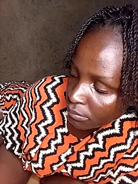 pretty prickle online show from 1, 11, 2025