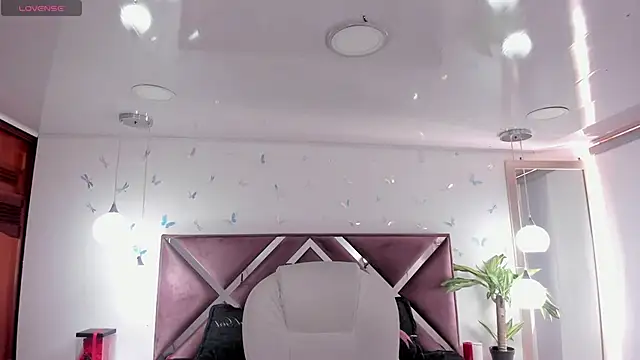  Antonnela  online show from 14, 1, 2026